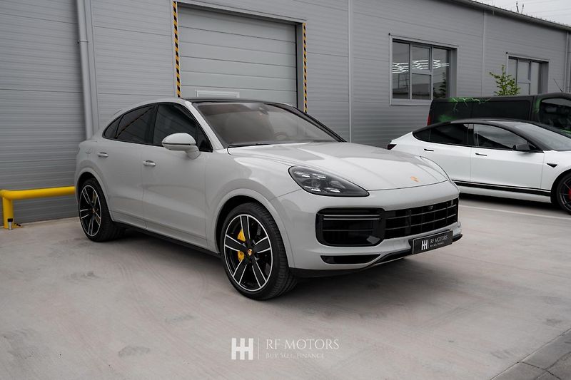 Porsche Cayenne (2020) Coupé Turbo 404kW - fotka 2 z 56