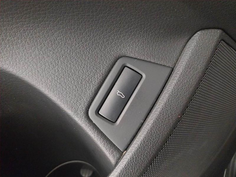Audi Q7 (2011) 3.0 TDI, 4X4, Automat, 7 míst - fotka 17 z 25