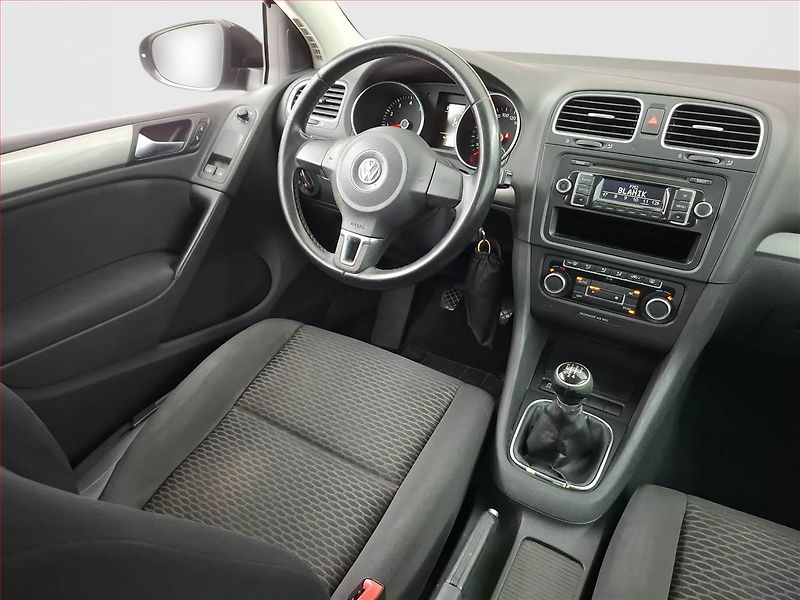 Volkswagen Golf (2011) 1.4 16V, dobrý stav - fotka 7 z 14