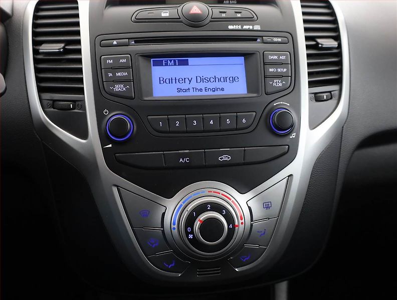 Hyundai ix20 (2014) 1.4 CVVT, ČR,1.maj, Serv.kniha - fotka 10 z 14