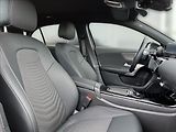 Mercedes-Benz Třídy A 180 Progressive Line - náhled 15