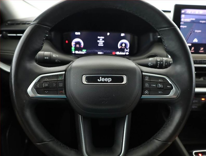 Jeep Compass (2023) 1.5 Turbo e-Hybrid - fotka 8 z 20