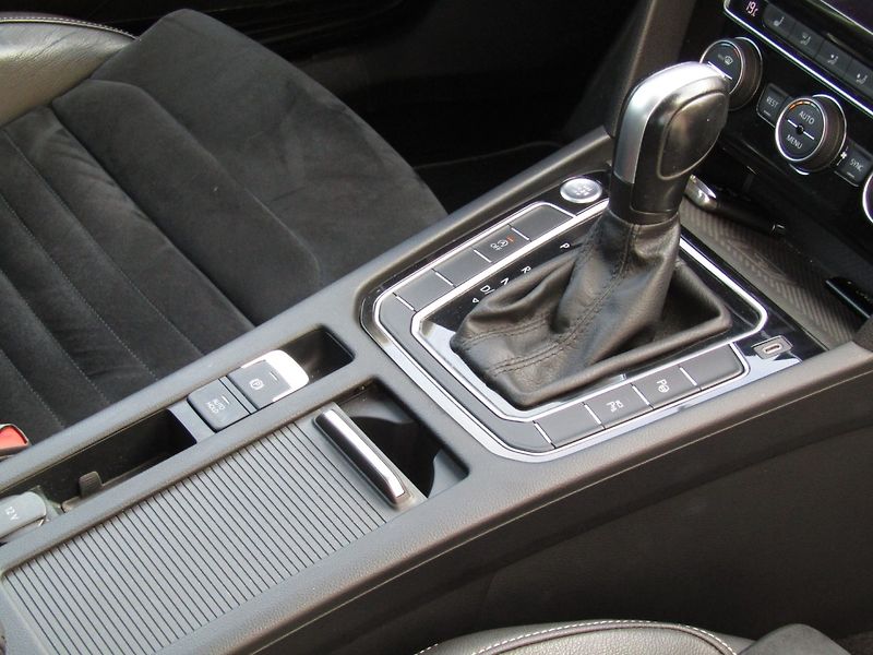 Volkswagen Passat Variant (2020) 2.0 TDI 110kW DSG  ACC - fotka 31 z 45