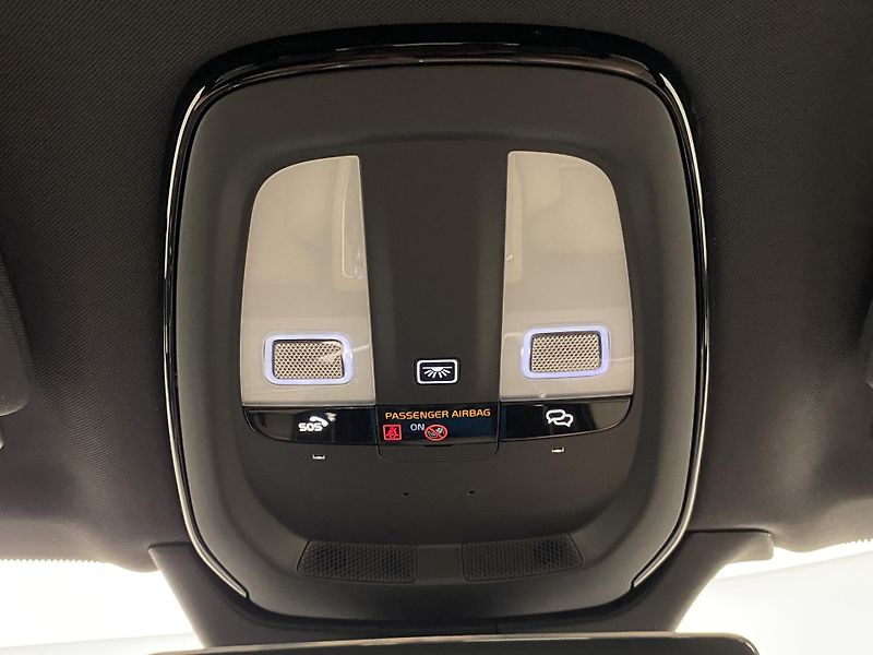 Volvo XC90 B5 AWD BRIGHT PLUS REZERVACE - fotka 32 z 64