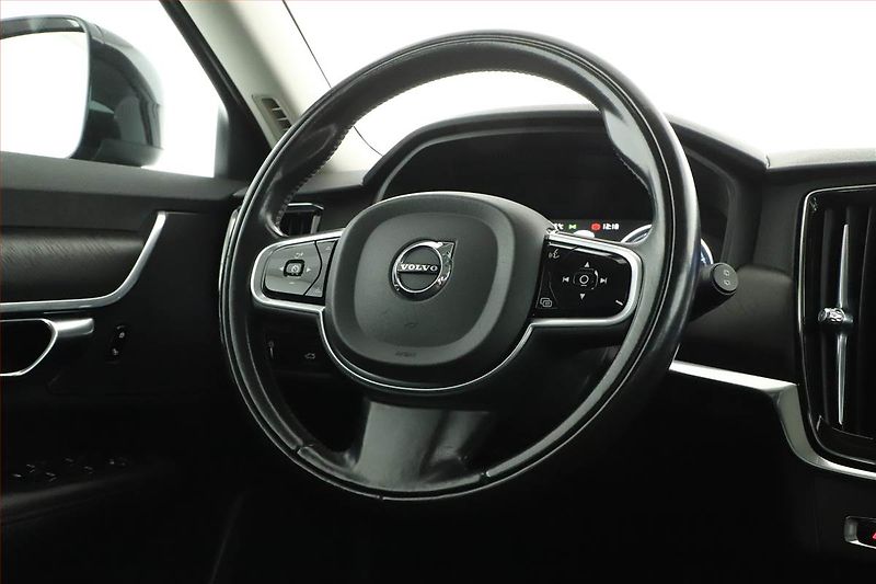 Volvo V90 (2017) Cross Country - fotka 14 z 20