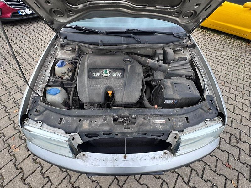 Škoda Octavia (2003) 1,6 MPI 75 KW KOLA 2. MAJ - fotka 40 z 44