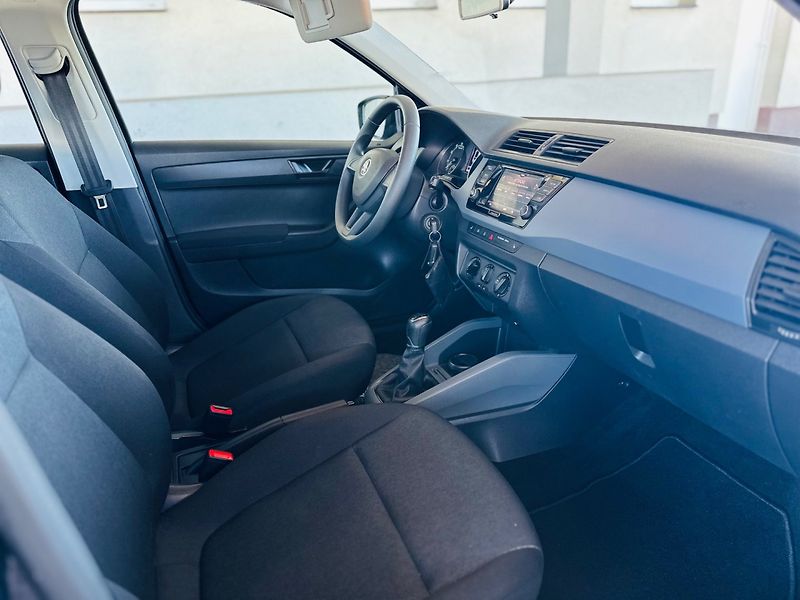 Škoda Fabia (2019) 1.0MPi APP, VÝHŘEV SED. - fotka 8 z 14