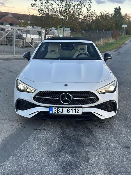 Mercedes-Benz CLE (2024) - fotka 2 z 15