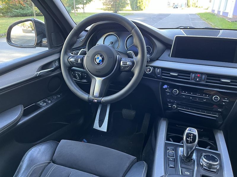 BMW X5 3,0 D xDrive 30D ///M - fotka 29 z 34