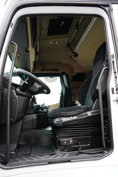 Mercedes-Benz Actros (2018) 1830 / ACC / E 6 / ZESTAW PRZE - fotka 7 z 51