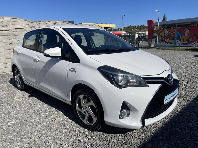 Toyota Yaris 1.5i 16v HYBRID 142TKM TOP 1A! - fotka 9 z 169