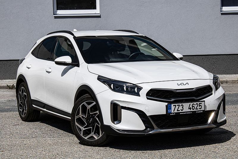Kia Ceed - fotka 3 z 39
