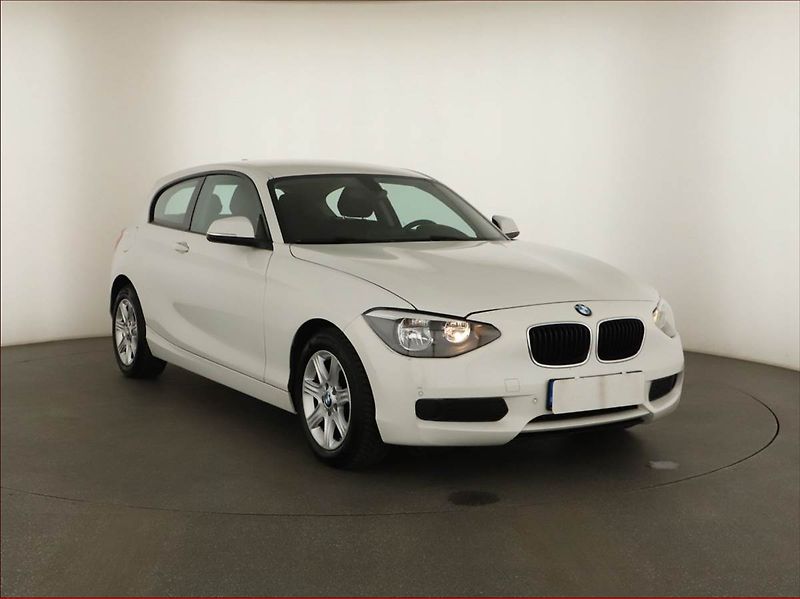 BMW Řada 1 (2013) 116i, Serv.kniha - fotografie inzerátu