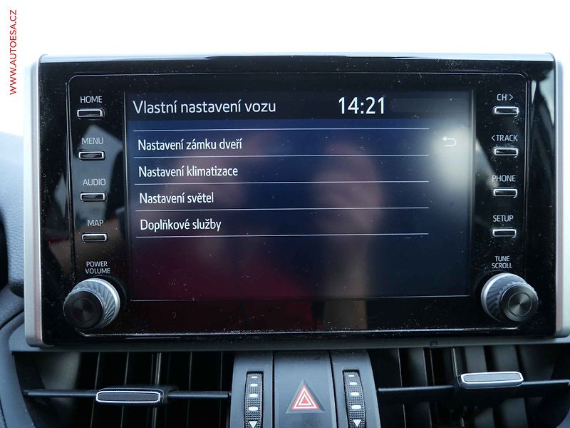 Toyota RAV4 (2020) 2.5HYBRID 4x4, ČR, servis - fotka 19 z 25
