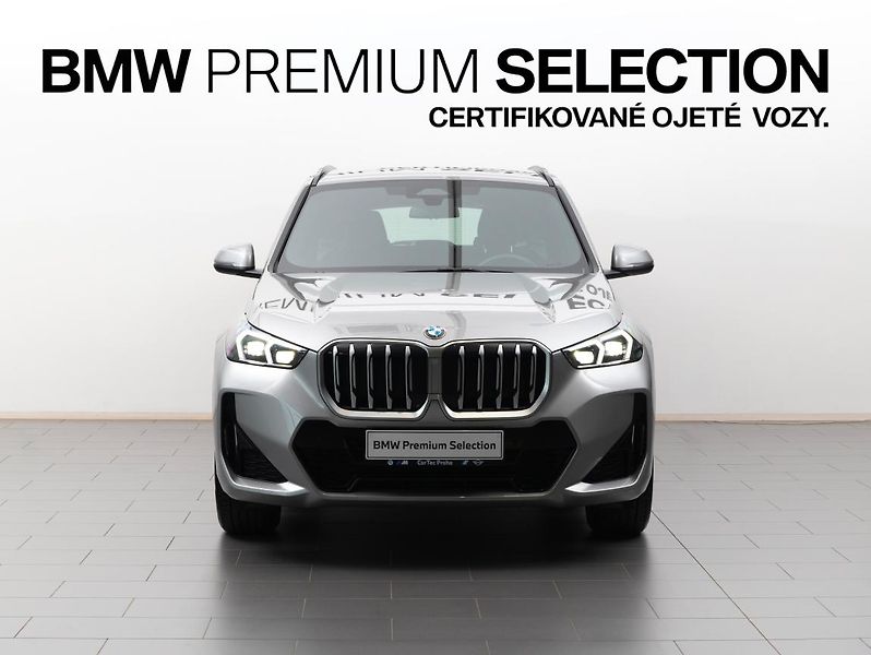 BMW X1 sDrive18i - fotka 2 z 22