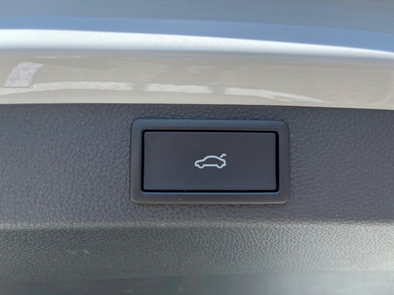 Škoda Karoq (2025) Top Selection 1.5 TSI DSG - fotka 28 z 34