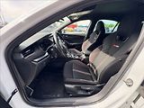 Škoda Octavia 2,0 147 kw RS ČR 1. majitel - náhled 17