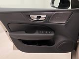 Volvo V60 (2026) B4 AUT DARK PLUS - náhled 7