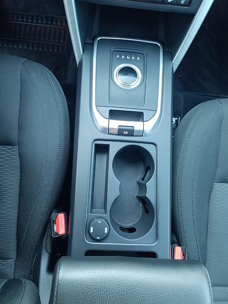 Land Rover Discovery Sport 2,0/110kW, Tdi SE 4x4, AUTOMAT - fotka 25 z 31