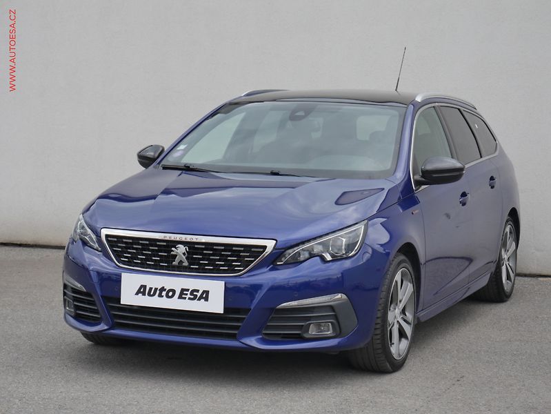 Peugeot 308 (2018) 1.2PT, GT Line, AT, LED - fotka 3 z 20