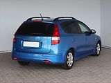 Hyundai i30 (2010) 1.6 MPI, Automat, Serv.kniha - náhled 4