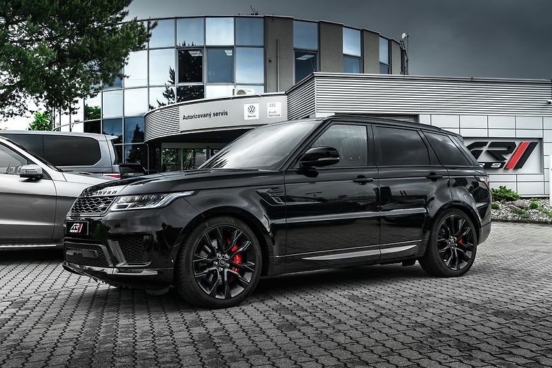Land Rover Range Rover Sport HST - fotka 27 z 27