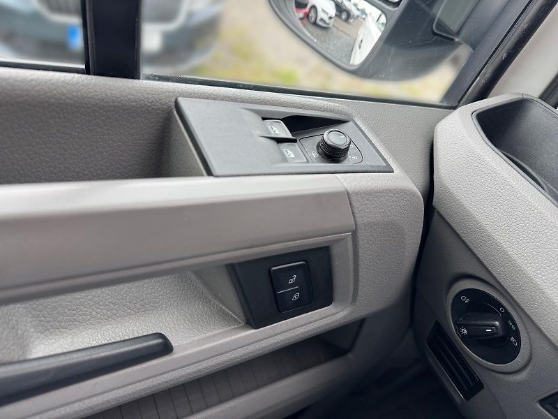Volkswagen Crafter (2019) L4H3 2.0TDI 103kW CZ DPH - fotka 7 z 11