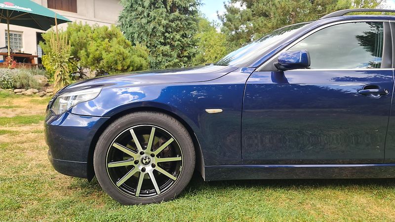 BMW Řada 5 (2009) 525XD,E61,FACELIFT,145kW,MANUÁ - fotka 5 z 32