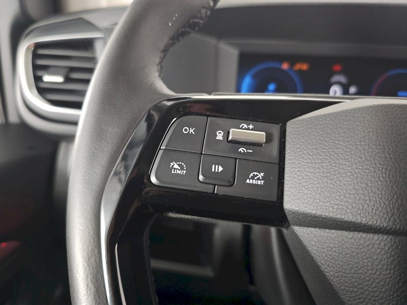 Toyota ProAce Verso (2025) L2 2.0D 180k 8AT VIP 6S SKYVIE - fotka 10 z 31