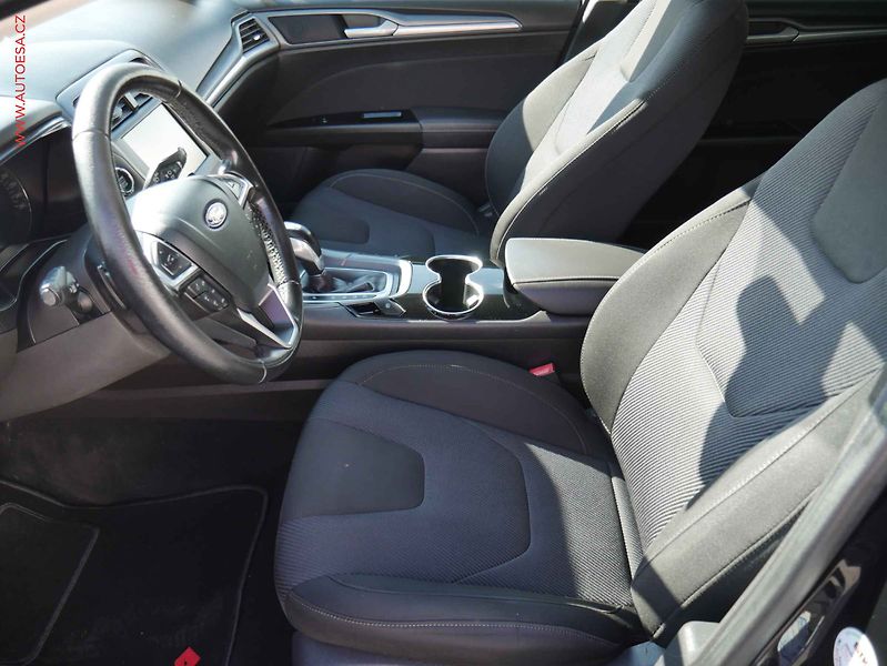 Ford Mondeo (2016) 2.0 TDCi, ČR, AT - fotka 9 z 19