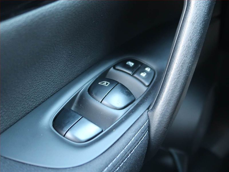 Nissan Qashqai (2014) 1.5 dCi, Serv.kniha, Navi - fotka 17 z 17