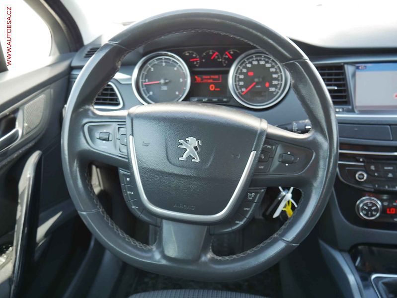 Peugeot 508 (2011) 2.0 HDi, ČR - fotka 13 z 20