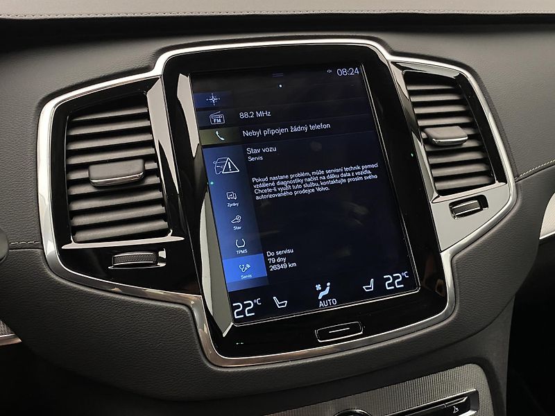 Volvo XC90 T6 AWD INSCRIPTION REZERVACE - fotka 40 z 51