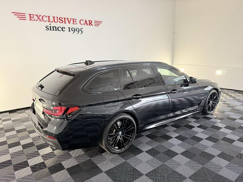 BMW Řada 5 530d xDrive M-Sport Laser FCL - fotka 4 z 48