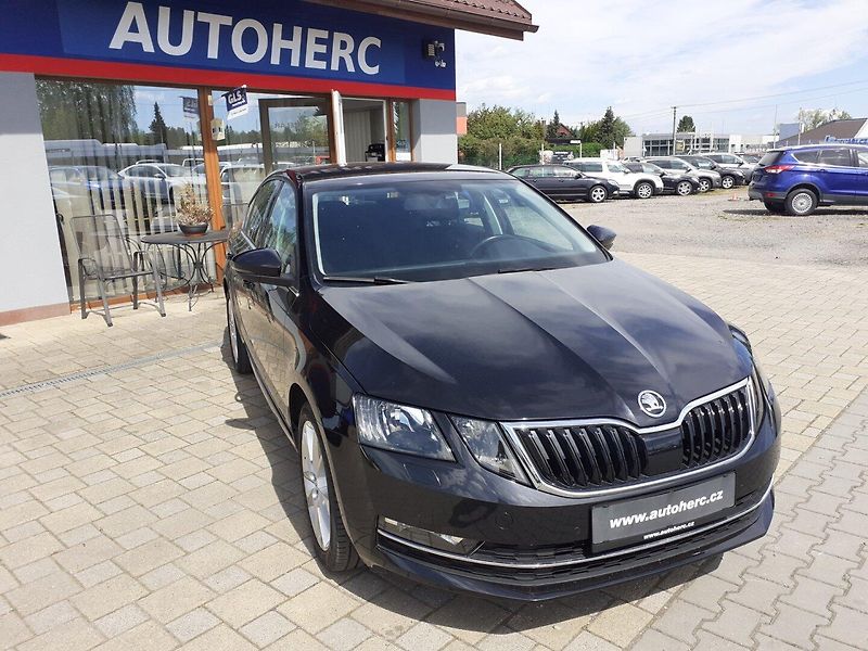 Škoda Octavia (2017) 2.0 TDi DSG - fotka 2 z 39