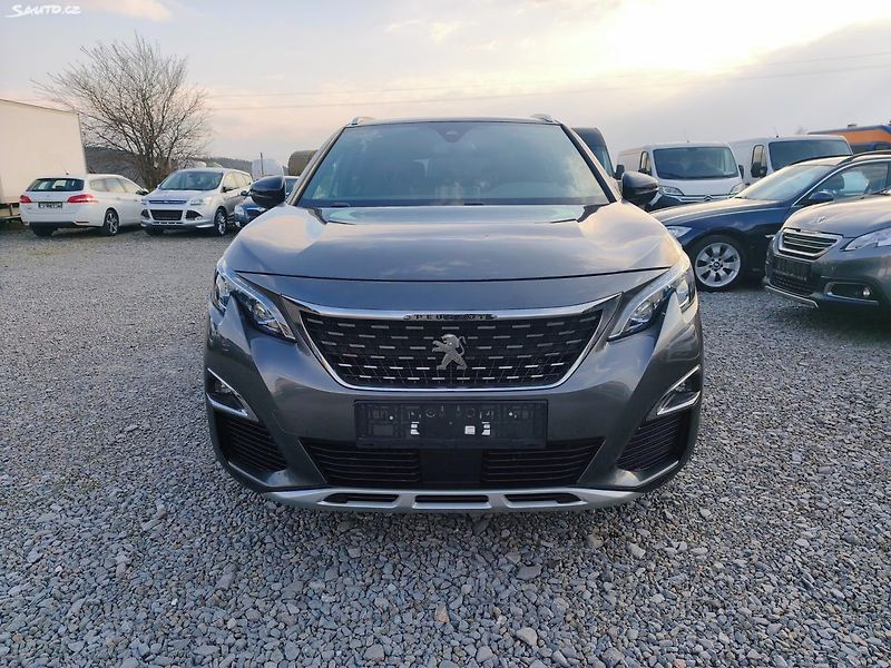Peugeot 3008 (2019) - fotka 17 z 41