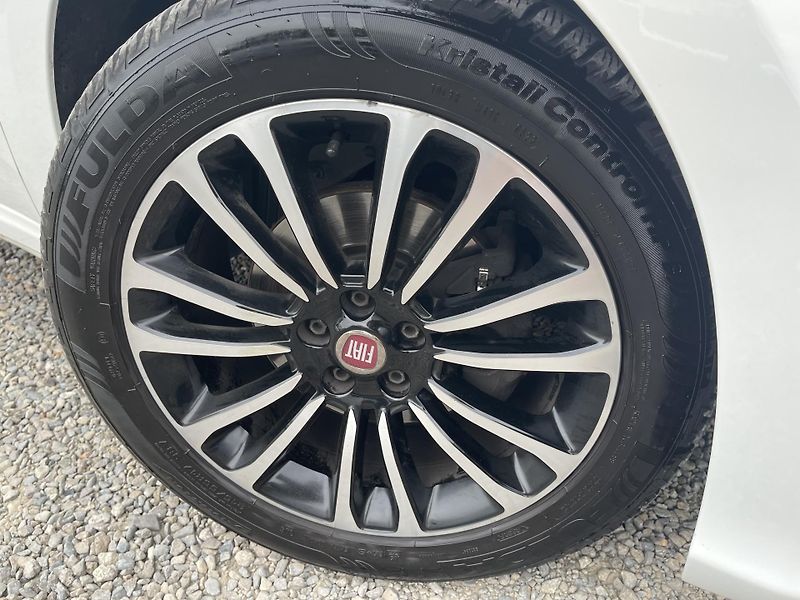 Fiat Tipo 1.0i 74 kW NAVIG-17 ALU-DPH-ČR - fotka 30 z 36
