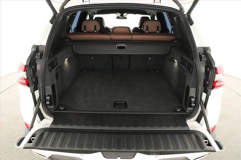 BMW X5 (2019) xDrive40i - fotka 19 z 20