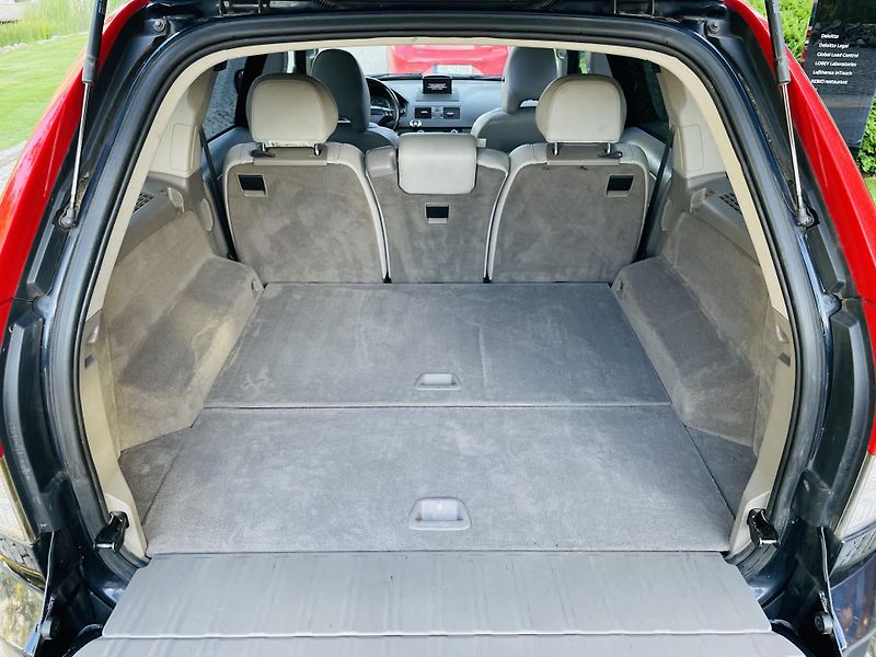 Volvo XC90 2.4D5 136KW 4x4 AUT SERVISKA - fotka 18 z 42