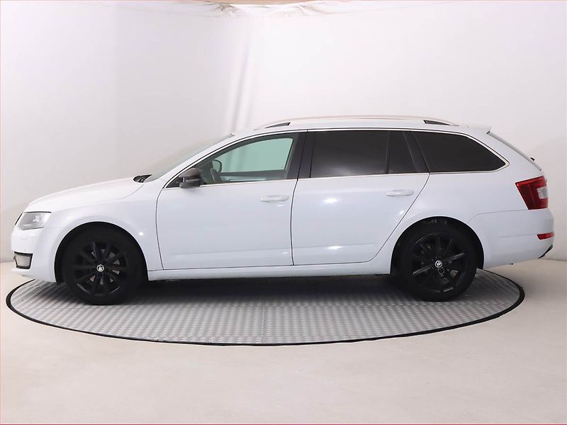 Škoda Octavia (2015) 2.0 TDI, Automat, Serv.kniha - fotka 3 z 20
