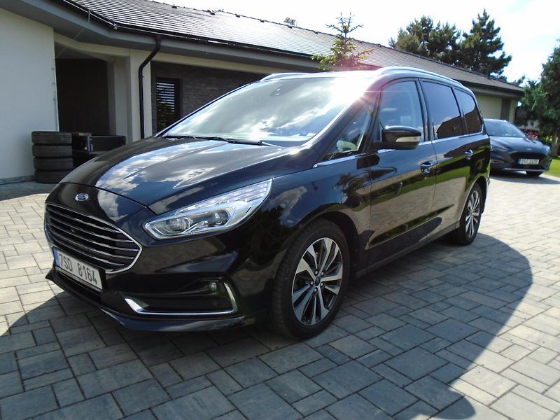 Ford Galaxy 2.0EcoBlue 140kW 8AT Titanium  - fotka 2 z 43