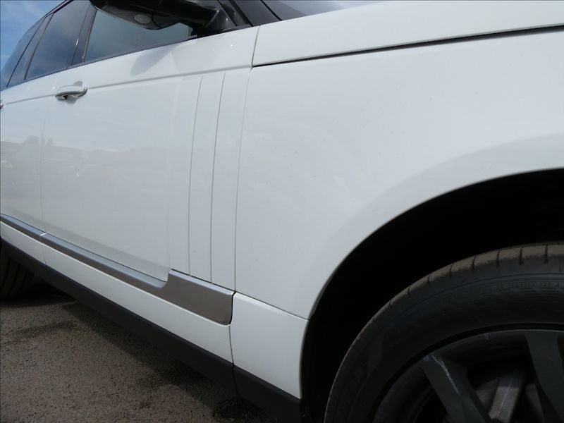 Land Rover Range Rover 4,4 TDV8 Vogue Auto,ČR,2x kola - fotka 14 z 50
