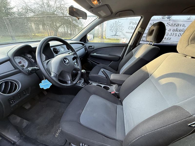 Mitsubishi Outlander (2008) 2.0i 100kw LPG (2008) - fotka 7 z 11