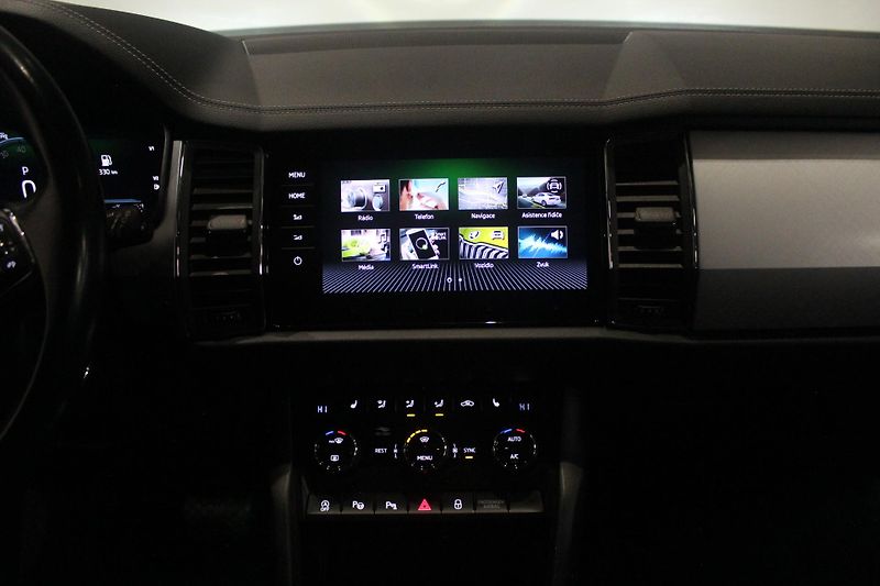 Škoda Kodiaq (2022) 110kW DSG, Tažné, Matrix, 2023 - fotka 22 z 36