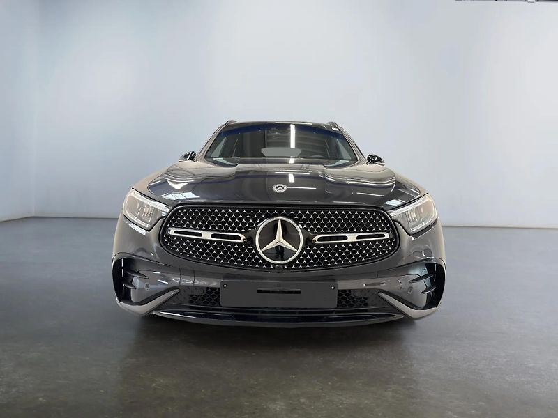 Mercedes-Benz GLC 300d 4M AMG Advanced+ Night DI - fotka 3 z 20