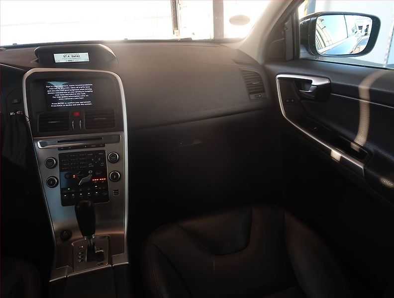 Volvo XC60 (2009) Summum T6, 4X4, Automat - fotka 8 z 21
