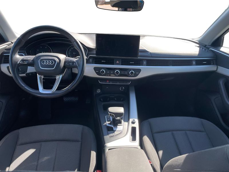 Audi A4 Avant 35 TDi - fotka 5 z 27