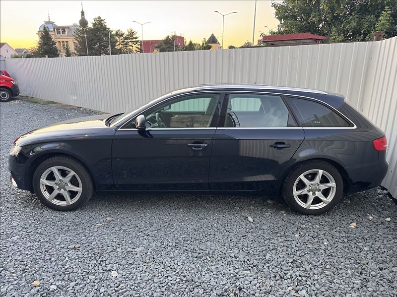 Audi A4 1,8 TFSi tažné 1.maj původ ČR - fotka 4 z 50