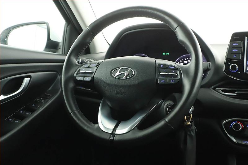 Hyundai i30 (2023) Smart 1.0 T-GDI, Automat, ČR - fotka 8 z 20