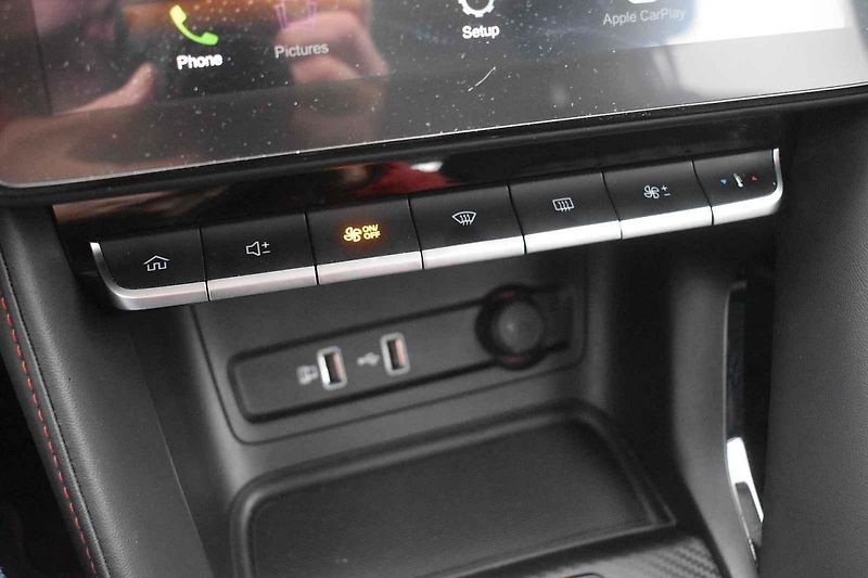 Auto jsem testoval převážně v typicky zimních podmínkách